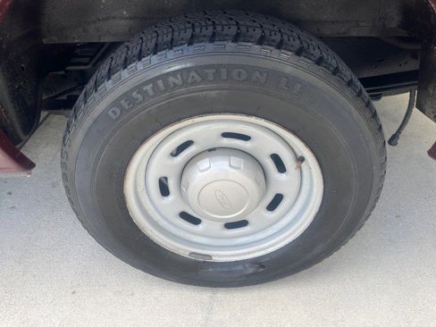 Used 2006 Ford E-150 and Econoline 150 Wagon image 85