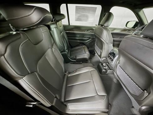 New 2025 Jeep Grand Cherokee L Limited image 28