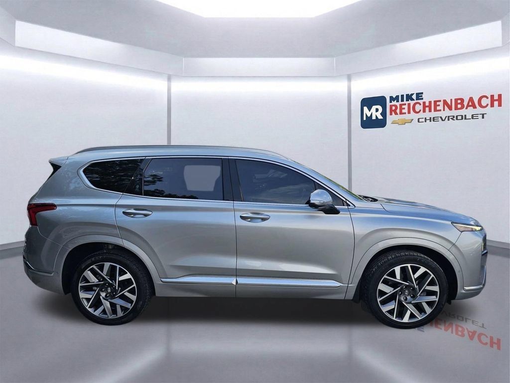 Used 2023 Hyundai Santa Fe Calligraphy FWD image 3