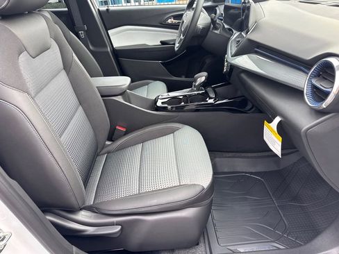 New 2026 Chevrolet Trax LT w/ Driver Confidence Package image 14