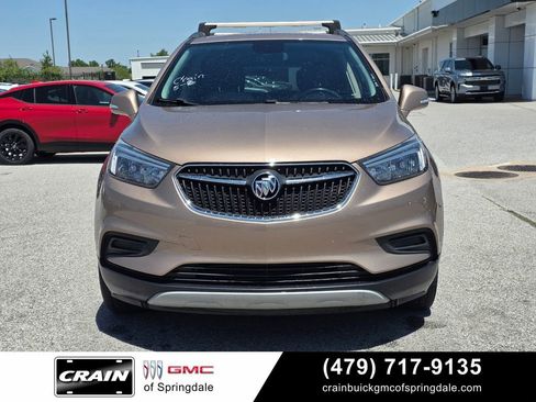 Used 2019 Buick Encore Preferred FWD image 2