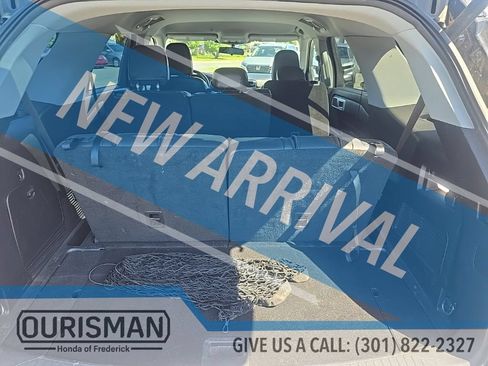 Used 2023 Ford Explorer XLT w/ Equipment Group 202A AWD/4WD image 13