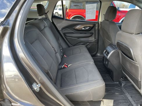 Used 2019 GMC Terrain SLE image 38