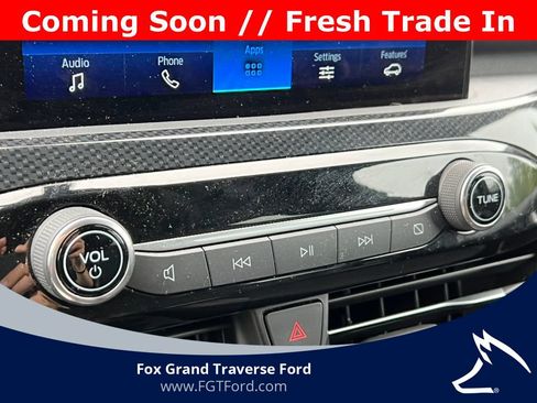 Used 2025 Ford Escape ST-Line Select AWD/4WD image 24