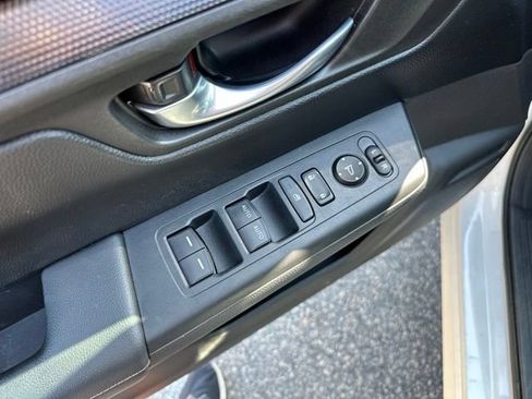 Used 2023 Honda CR-V Sport image 19