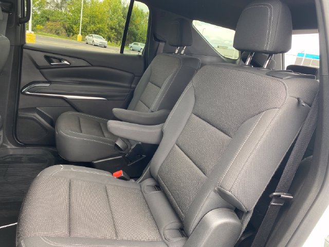 Certified 2025 Chevrolet Traverse LT w/ LPO, Floor Liner Package FWD image 19