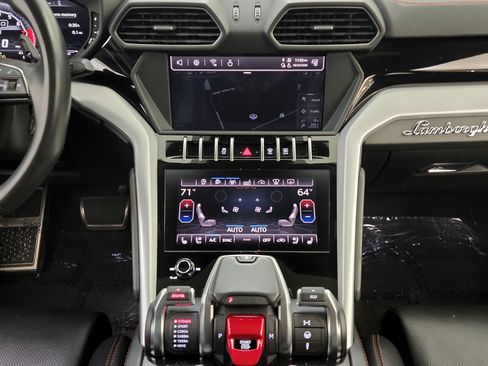 Used 2023 Lamborghini Urus S AWD/4WD image 26