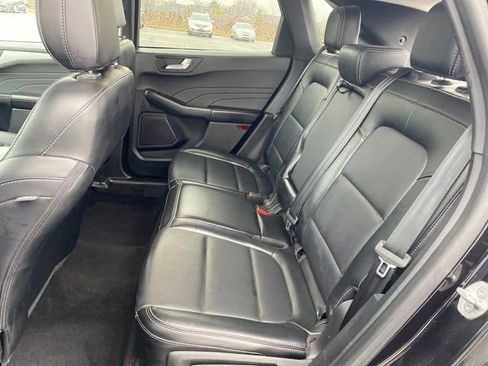 Used 2023 Ford Escape Platinum image 18