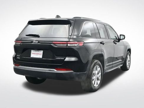 Used 2023 Jeep Grand Cherokee Limited image 6