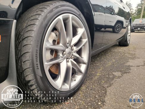 Used 2022 Dodge Challenger GT image 16