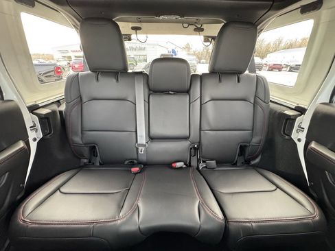 New 2026 Jeep Wrangler Unlimited Rubicon image 15