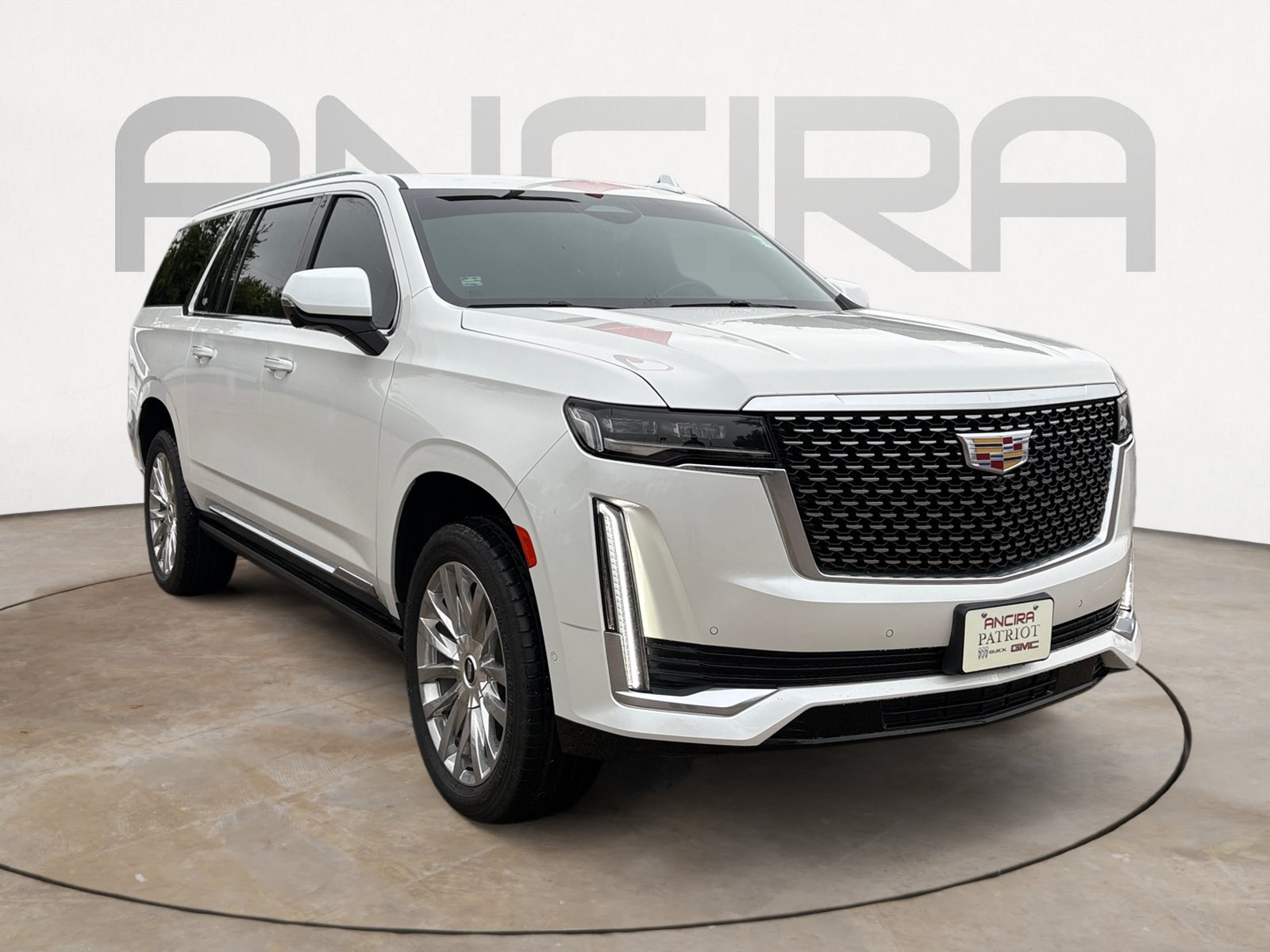 Used 2022 Cadillac Escalade ESV Premium Luxury w/ Performance Package RWD image 4