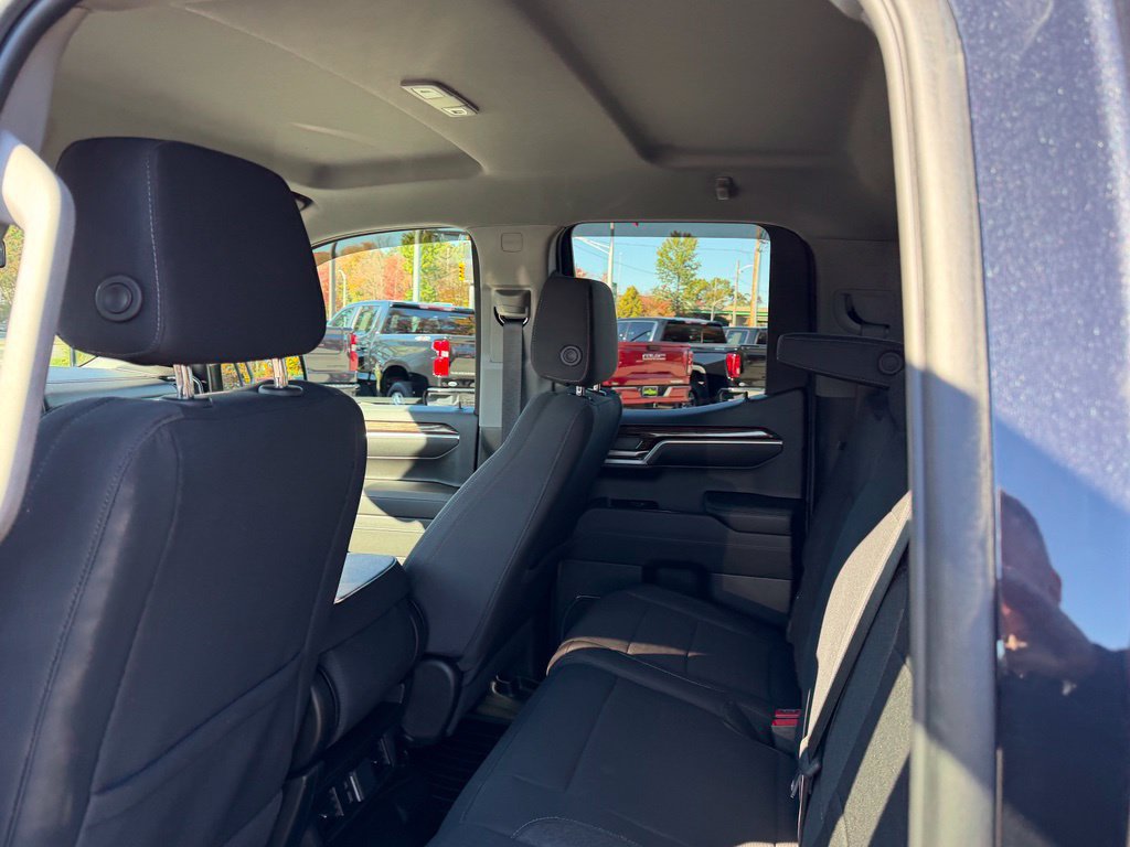 Used 2024 GMC Sierra 1500 Elevation AWD/4WD image 14