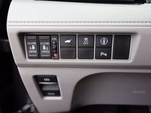 Used 2022 Honda Odyssey Touring image 30