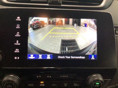 Used 2018 Honda CR-V Touring image 20