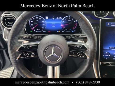 Used 2024 Mercedes-Benz GLC 300 4MATIC image 17