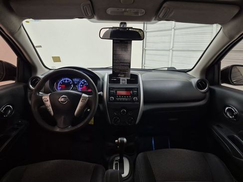 Used 2017 Nissan Versa SV image 21