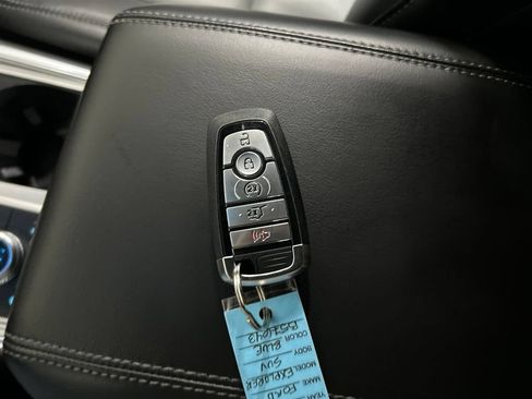 Used 2023 Ford Explorer XLT w/ Equipment Group 202A AWD/4WD image 23