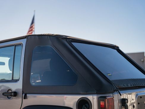 Used 2013 Jeep Wrangler Unlimited Sport w/ Connectivity Group image 36