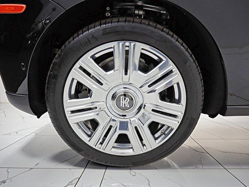 Used 2022 Rolls-Royce Cullinan AWD/4WD image 50