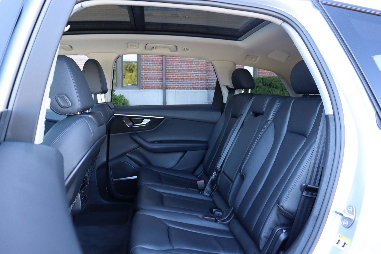 Used 2023 Audi Q7 2.0T Premium Plus w/ Premium Plus Package AWD/4WD image 15