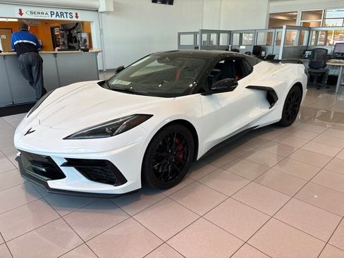 Used 2024 Chevrolet Corvette Stingray Preferred Conv w/ Z51 Performance Package RWD image 1