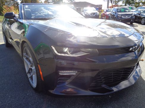 Used 2017 Chevrolet Camaro SS image 17