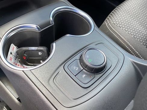 Certified 2024 GMC Terrain SLE FWD image 14