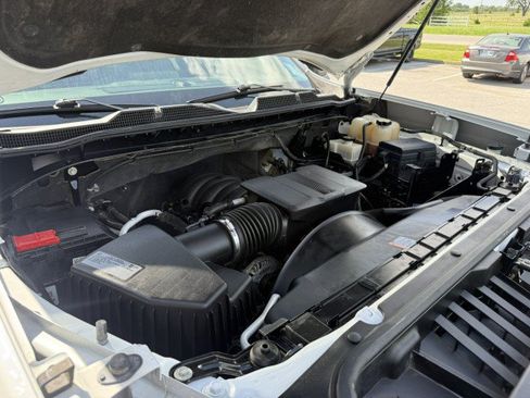 Used 2021 Chevrolet Silverado 2500 W/T w/ WT Convenience Package AWD/4WD image 21