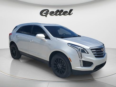 Used 2019 Cadillac XT5 FWD image 3