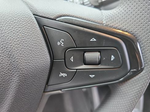 Used 2023 Chevrolet TrailBlazer LT image 18