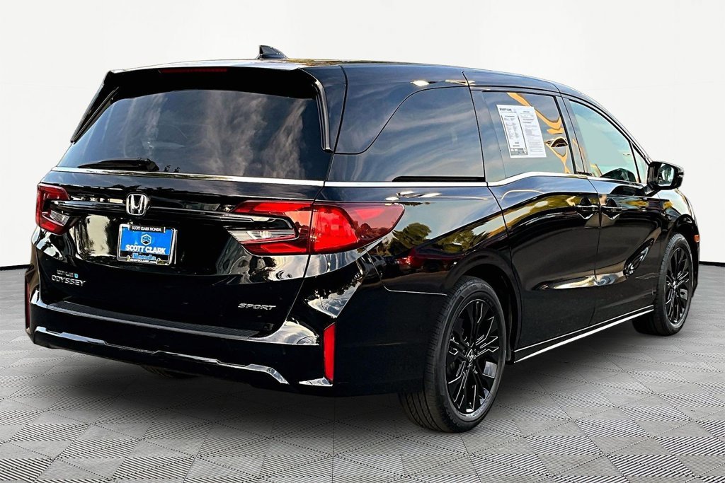 Used 2025 Honda Odyssey Sport-L image 6