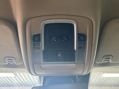 Used 2021 RAM 1500 Laramie AWD/4WD image 21