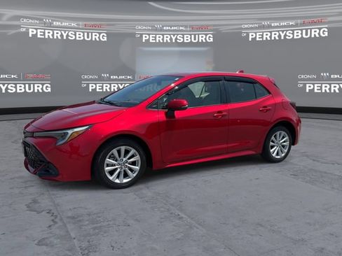 Used 2023 Toyota Corolla SE FWD image 4