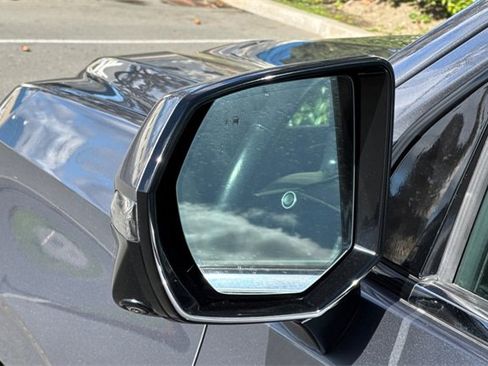 Used 2021 Chevrolet Suburban LT w/ LT Signature Package image 52