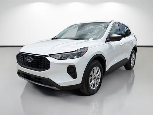 Used 2024 Ford Escape Active AWD/4WD image 7