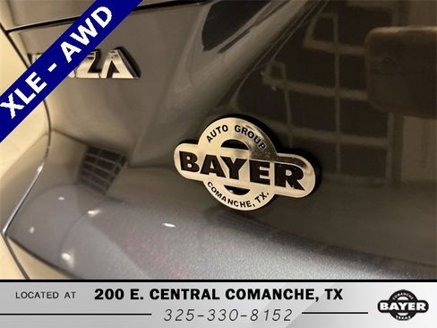Used 2021 Toyota Venza XLE image 27