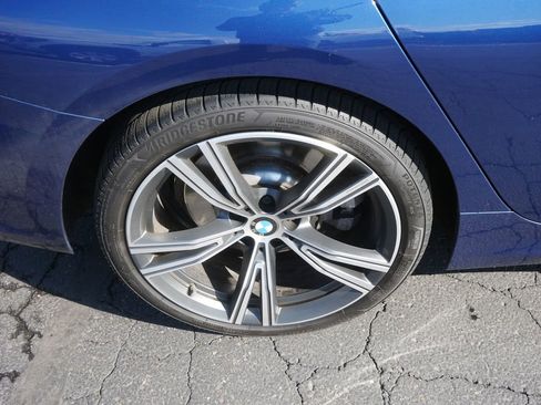 Used 2021 BMW 330i xDrive Sedan w/ Convenience Package image 8