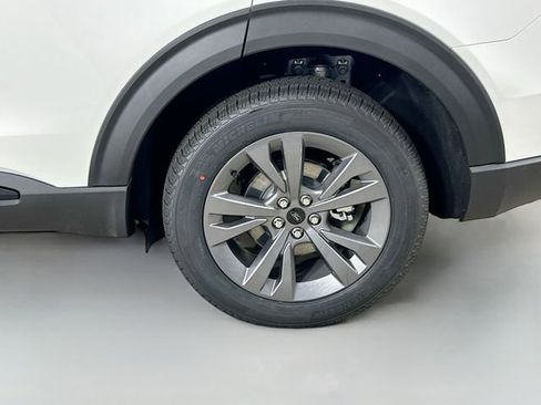 New 2026 Ford Explorer Active w/ Active Comfort Package image 32