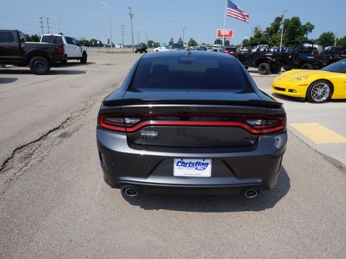 Used 2022 Dodge Charger R/T w/ Plus Group RWD image 4