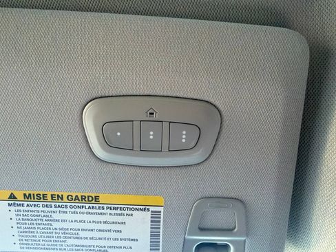 Used 2023 Jeep Grand Cherokee L Limited AWD/4WD image 40