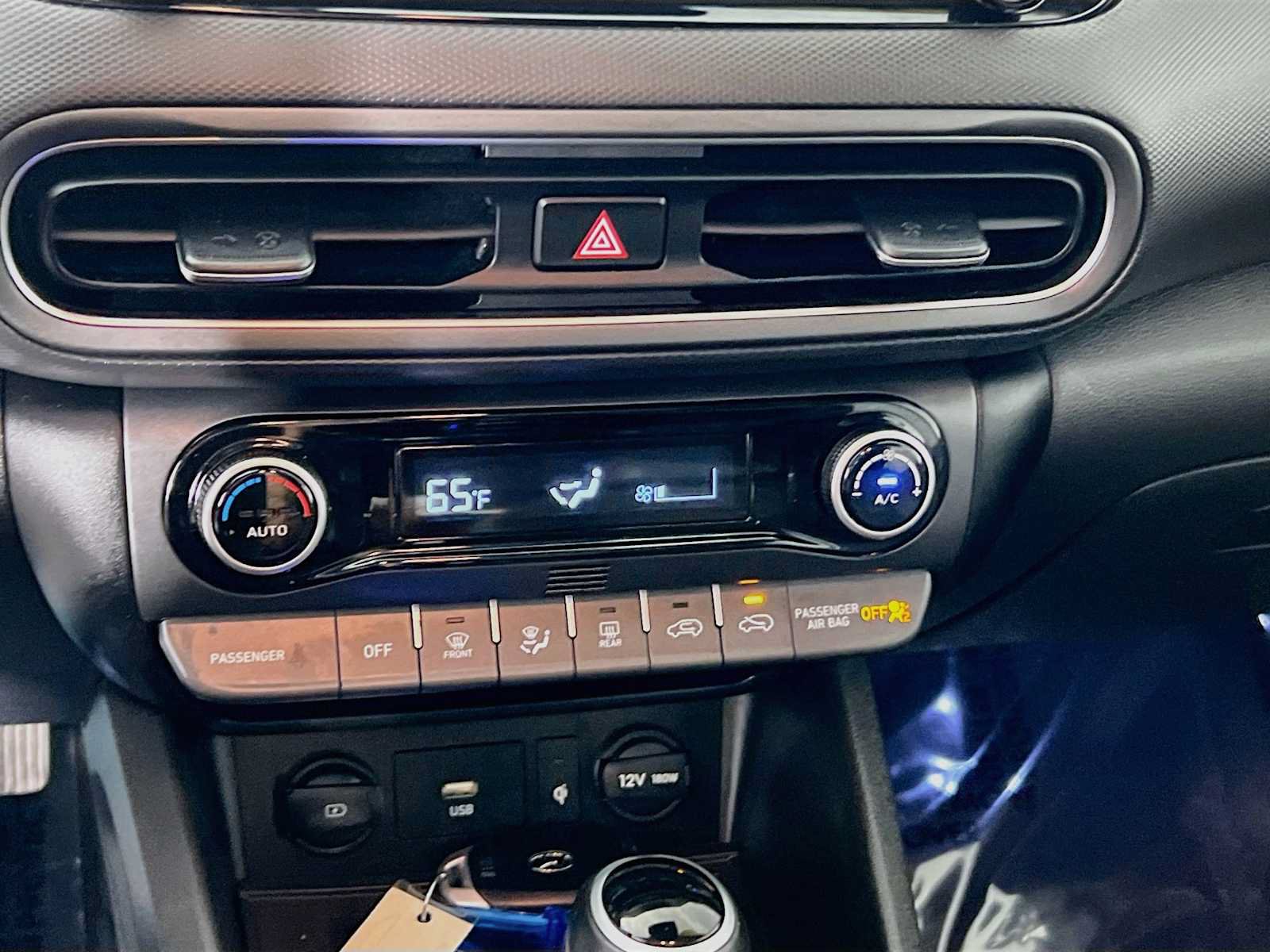 Certified 2023 Hyundai Kona Limited AWD/4WD image 16