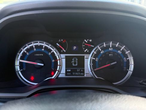 Used 2019 Toyota 4Runner Limited AWD/4WD image 51