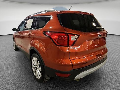 Used 2019 Ford Escape SEL image 6