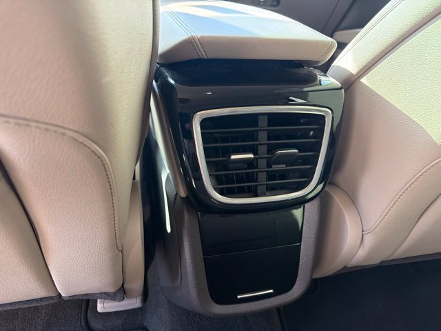 Used 2022 Lincoln Nautilus FWD w/ Premium Package image 16