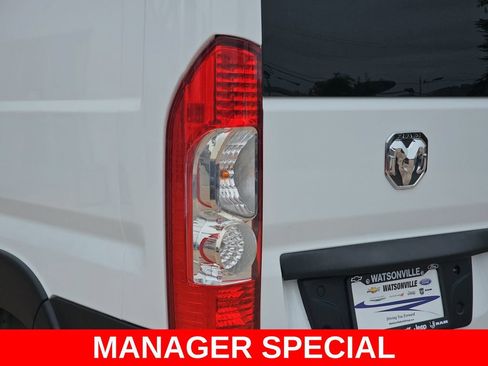 Used 2025 RAM ProMaster 2500 w/ U-Haul Equipment Group FWD image 40