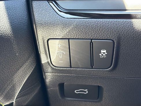 Used 2025 Kia K5 GT w/ GT1 Package FWD image 19