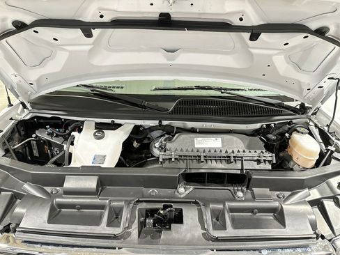 Used 2024 GMC Savana 2500 w/ Driver Convenience Package image 17