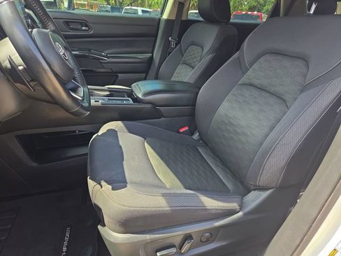 Used 2024 Nissan Pathfinder SV w/ Cargo Package FWD image 13
