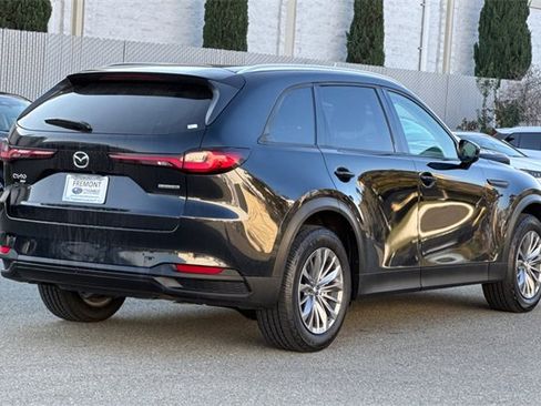 Used 2024 MAZDA CX-90 3.3 Turbo w/ Preferred Package image 4